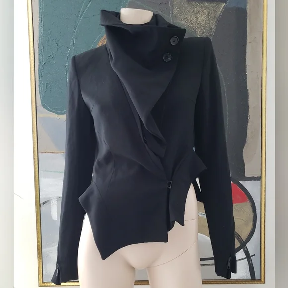 Ann Demeulemeester | Asymmetric Blazer with Oversized-lapel and Zip Details - Picture 4 of 15